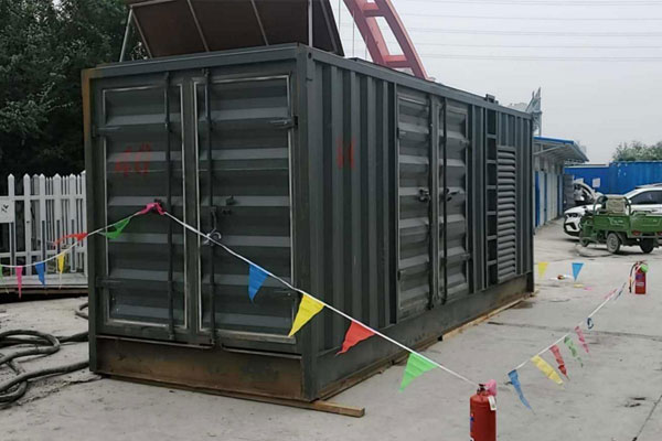 苏仙发电机租赁空气滤清器多久更换一次？